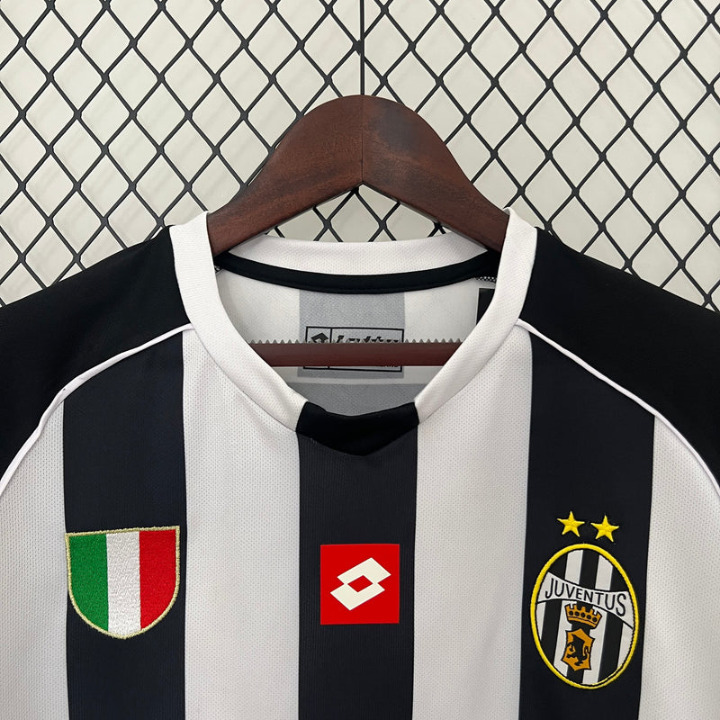Camisa Retro Juventus  02/03 Home