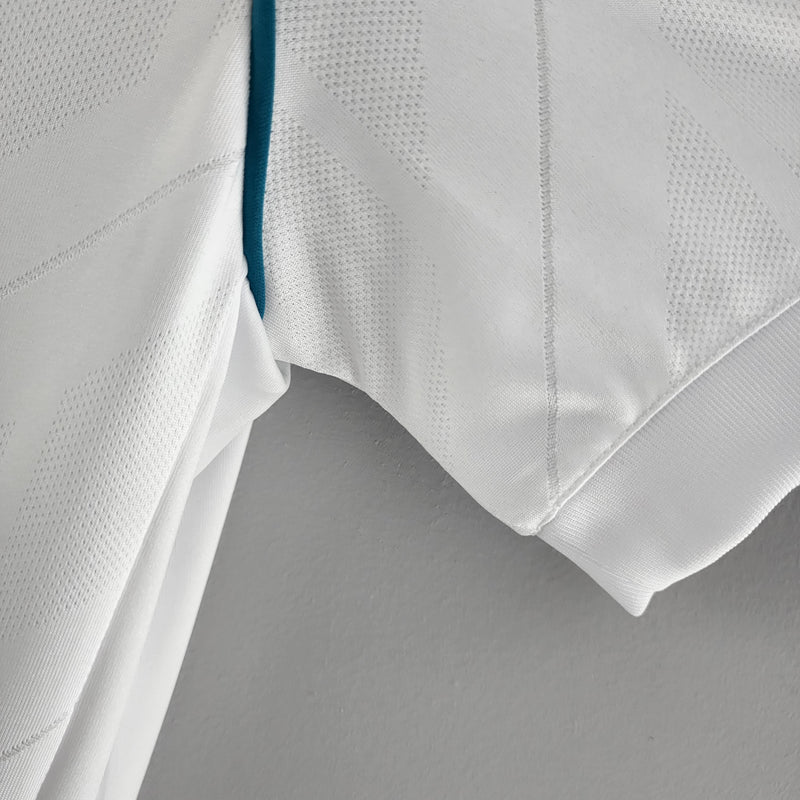 Camisa Retro 17/18 Real Madrid home