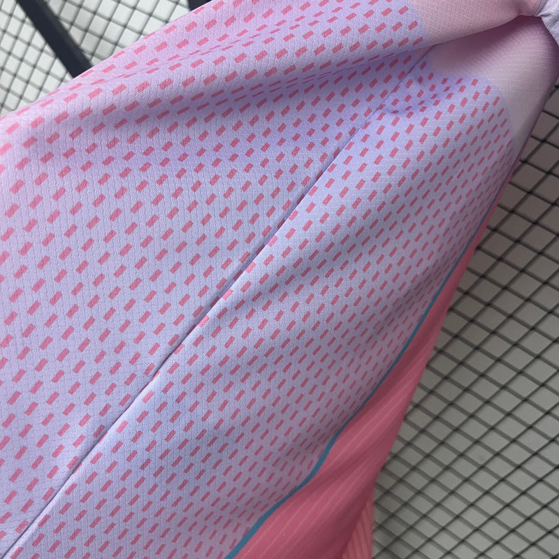 Camisa do F.C. Barcelona 2025/26 - Edição Especial (Rosa)