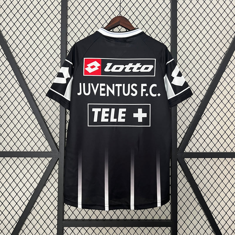 Camisa Retro Juventus  00/01 Black