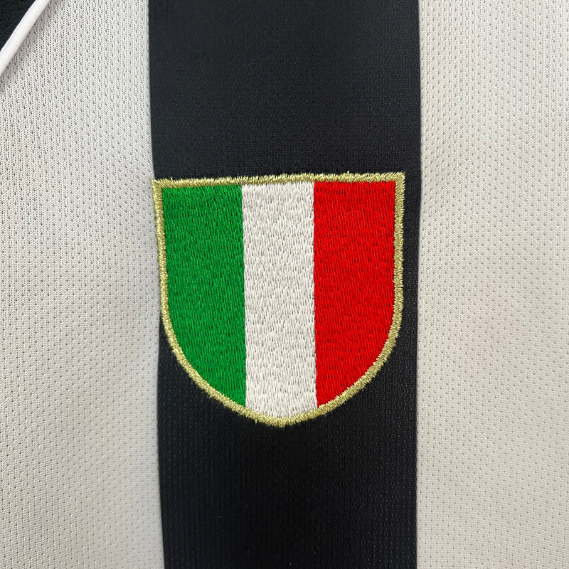 Camisa Retro Juventus  02/03 Home