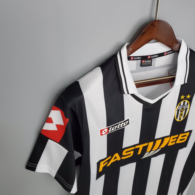 Camisa Retro Juventus 01/02 home