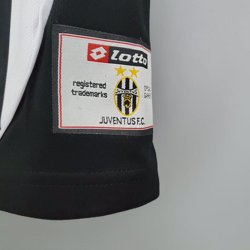 Camisa Retro Juventus 02/03 home