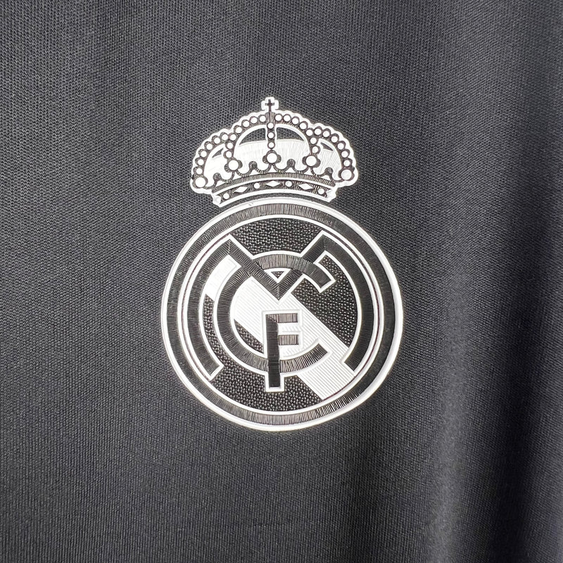 Camisa Retro Real Madrid 16/17
