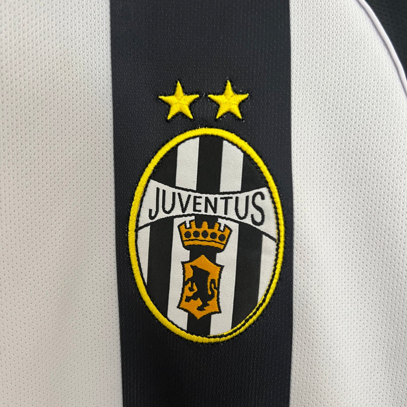 Camisa Retro Juventus  02/03 Home