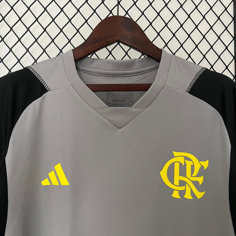 Uniforme de treino do Flamengo 24/25 cinza
