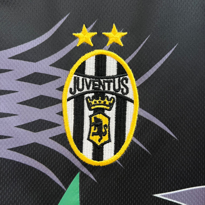 Camisa Retro Juventus  01/02 Goleiro