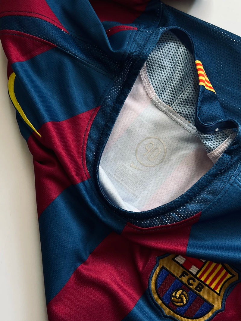 Camisa Barcelona Retro 2004 Ronaldinho 10